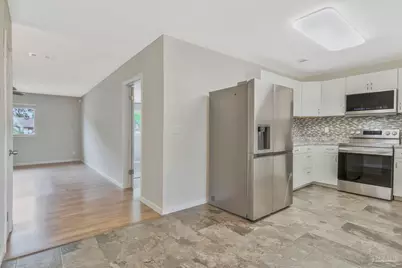 2325 Merle Cir, Pensacola, FL 32526 - Photo 8