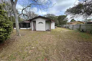 3705 N 12th Ave, Pensacola, FL 32503 - Photo 30