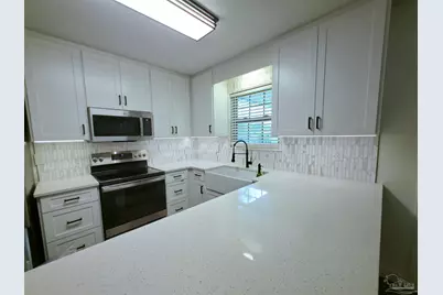 993 New Haven Dr, Cantonment, FL 32533 - Photo 8