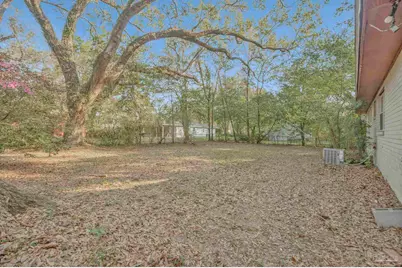 110 Hancock Ln, Pensacola, FL 32503 - Photo 36