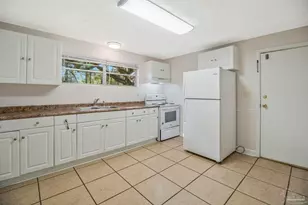 110 Hancock Ln, Pensacola, FL 32503 - Photo 14