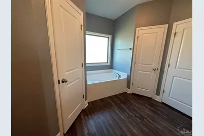 841 Oak Alley, Pensacola, FL 32506 - Photo 12