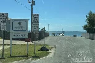 5416 Barbarosa Rd, Gulf Breeze, FL 32563 - Photo 2