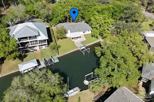 4593 Soundside Dr, Gulf Breeze, FL 32563 - Photo 48