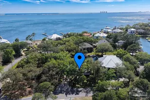4593 Soundside Dr, Gulf Breeze, FL 32563 - Photo 50