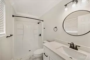 4593 Soundside Dr, Gulf Breeze, FL 32563 - Photo 28