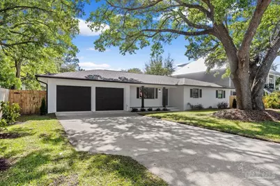 4593 Soundside Dr, Gulf Breeze, FL 32563 - Photo 2