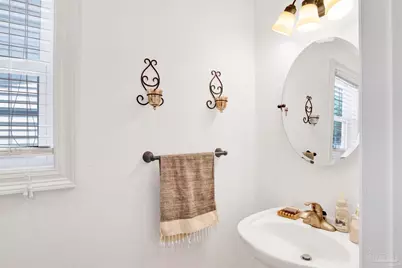 1110 Lionsgate Ln, Gulf Breeze, FL 32563 - Photo 16