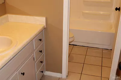 804 Brook Meadow Ln, Pensacola, FL 32514 - Photo 12