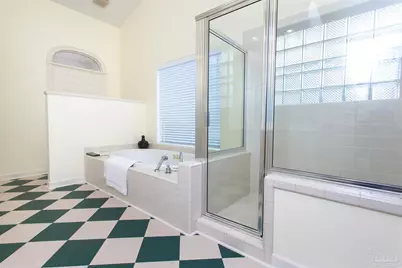 4150 Menendez Dr, Pensacola, FL 32503 - Photo 38