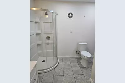 9775 N Loop Rd #APT 1, Pensacola, FL 32507 - Photo 12