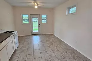 9775 N Loop Rd, Pensacola, FL 32507 - Photo 6