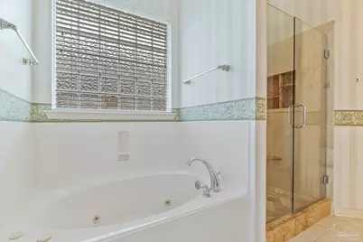 4115 Oak Pointe Dr, Gulf Breeze, FL 32563 - Photo 10
