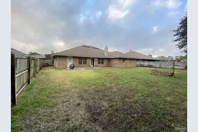 1810 Twin Pine Blvd, Gulf Breeze, FL 32563 - Photo 6