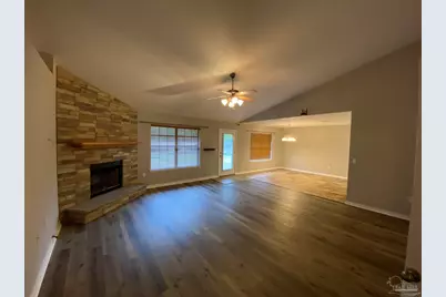 1810 Twin Pine Blvd, Gulf Breeze, FL 32563 - Photo 2