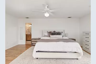 446 Sandy Ridge Cir, Mary Esther, FL 32569 - Photo 10