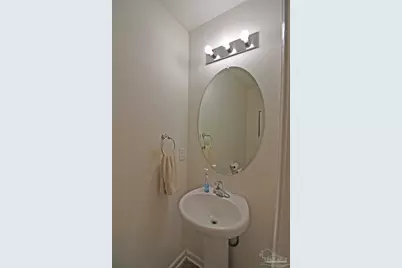 9439 Lutoo Ln, Pensacola, FL 32526 - Photo 18