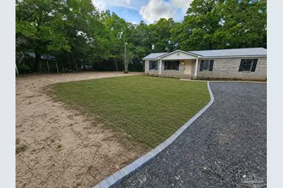 10598 Kansas Ave, Milton, FL 32583 - Photo 2