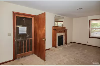 6111 Confederate Dr, Pensacola, FL 32503 - Photo 48