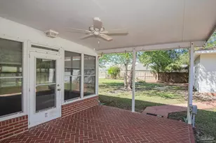 6111 Confederate Dr, Pensacola, FL 32503 - Photo 44