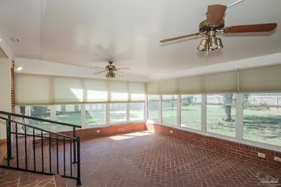 6111 Confederate Dr, Pensacola, FL 32503 - Photo 20