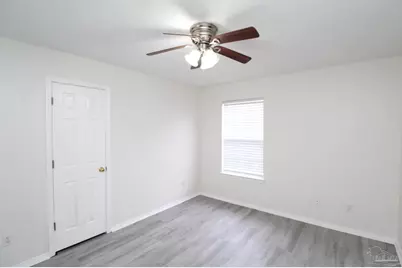 2432 Gulf Breeze Ave, Pensacola, FL 32507 - Photo 16