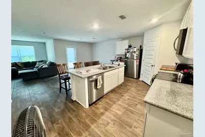 5468 Merlin Way, Milton, FL 32583 - Photo 8