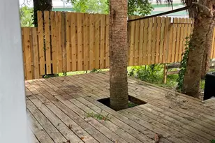 307 E La Rua St, Pensacola, FL 32501 - Photo 8