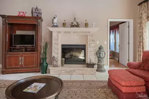 5922 Hermitage Dr, Pensacola, FL 32504 - Photo 8