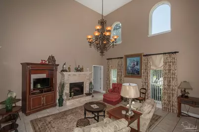 5922 Hermitage Dr, Pensacola, FL 32504 - Photo 4