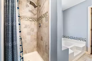 6059 Gillette Dr, Milton, FL 32570 - Photo 14