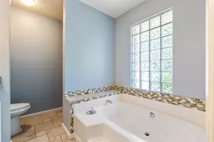 6059 Gillette Dr, Milton, FL 32570 - Photo 14
