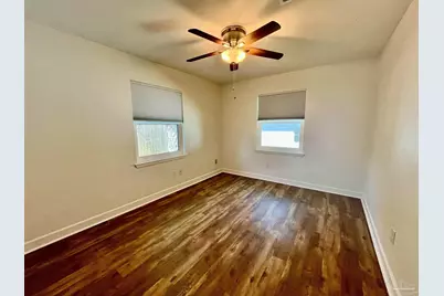 205 Florida Ave, Gulf Breeze, FL 32561 - Photo 24
