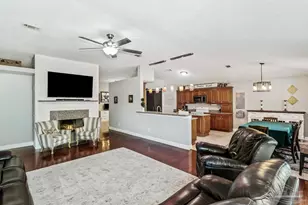 3104 Lost Creek Dr, Cantonment, FL 32533 - Photo 8