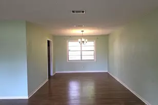 1402 E Leonard St, Pensacola, FL 32503 - Photo 4