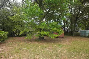 1402 E Leonard St, Pensacola, FL 32503 - Photo 16