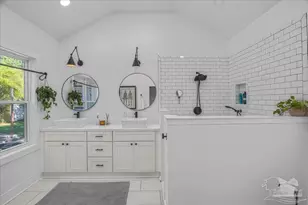 1715 E Jackson St, Pensacola, FL 32501 - Photo 26