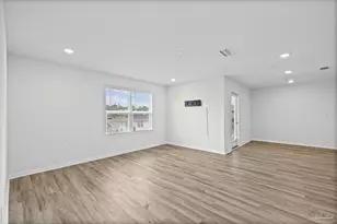 5771 Belmont Stakes Rd, Pensacola, FL 32526 - Photo 18