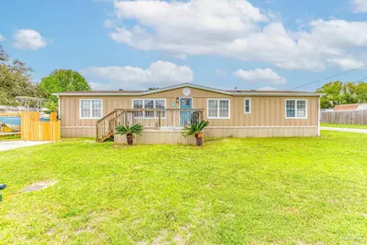 5301 Yellow Bluff Rd, Pensacola, FL 32507 - Photo 2