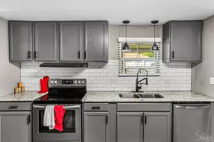 5301 Yellow Bluff Rd, Pensacola, FL 32507 - Photo 16