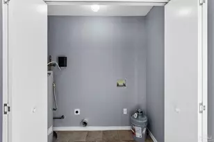 130 Calvert Oaks Dr, Pensacola, FL 32514 - Photo 10