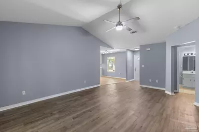 130 Calvert Oaks Dr, Pensacola, FL 32514 - Photo 4