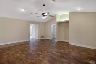 4621 Riley Rd, Milton, FL 32583 - Photo 10