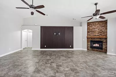 6677 Admiral St, Navarre, FL 32566 - Photo 10