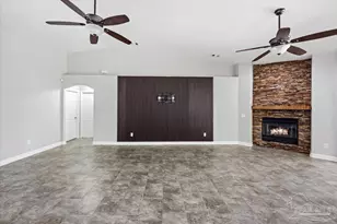 6677 Admiral St, Navarre, FL 32566 - Photo 10