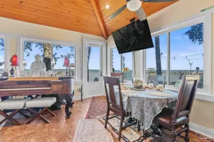 5460 N Shore Rd, Pensacola, FL 32507 - Photo 10