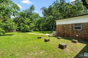 1000 W Lee St, Pensacola, FL 32501 - Photo 36