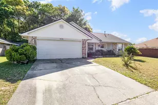 3174 Windjammer Ct, Pensacola, FL 32526 - Photo 2