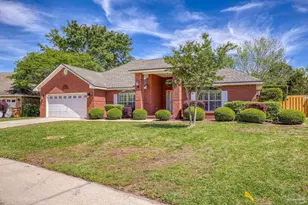 1648 Woodlawn Way, Gulf Breeze, FL 32563 - Photo 1