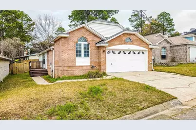 2060 Cambridge Cir, Pensacola, FL 32514 - Photo 1